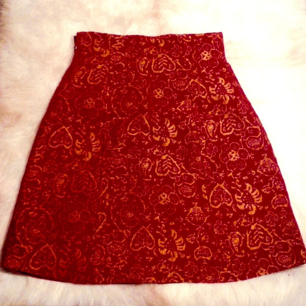 Classy! Crimson & Gold